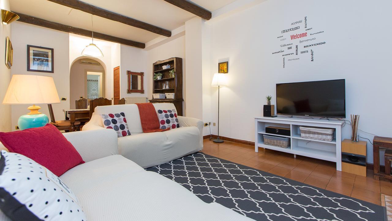 Rental In Rome Panieri Terrace Екстер'єр фото